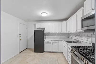 311 Pawtucket Blvd #29, Lowell, MA 01854 - Photo 8