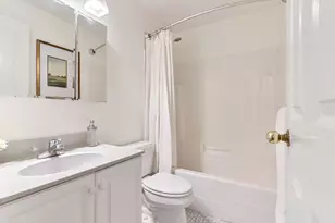 4 Charlesgate E, Boston, MA 02215 - Photo 12