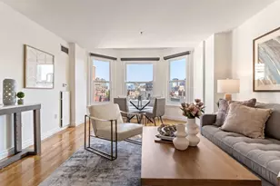4 Charlesgate E, Boston, MA 02215 - Photo 2