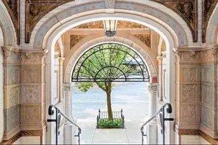 4 Charlesgate E, Boston, MA 02215 - Photo 20