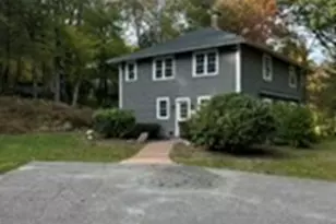 27 Prospect St, Princeton, MA 01541 - Photo 2