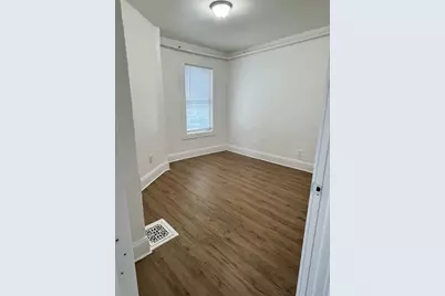135 Chestnut Street #1, Lynn, MA 01902 - Photo 4