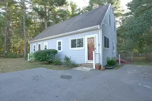 14 Packard St, Plymouth, MA 02360 - Photo 2