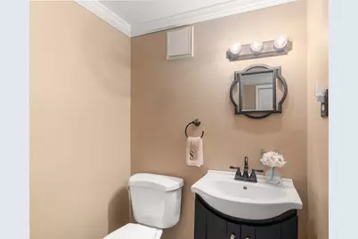 4 Jennifer Ln #4, Stoughton, MA 02072 - Photo 8