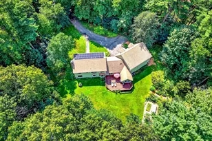 40 Wilson Rd, Bedford, MA 01730 - Photo 2