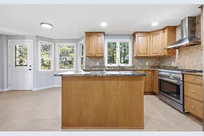 255 Haymeadow Rd, North Andover, MA 01845 - Photo 16