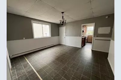 692 Penn St, Fall River, MA 02724 - Photo 6