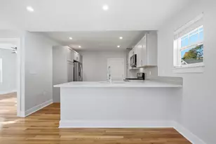 28 St Gregory St, Boston, MA 02124 - Photo 4