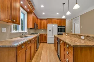 31 Forest St, Hanover, MA 02339 - Photo 10