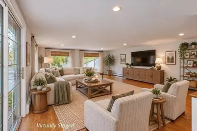 39 Forest St, Danvers, MA 01923 - Photo 8