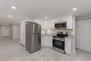 39 Forest St, Danvers, MA 01923 - Photo 18
