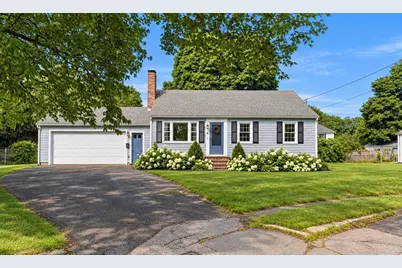 25 Chipman Road, Beverly, MA 01915 - Photo 2