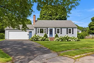 25 Chipman Rd, Beverly, MA 01915 - Photo 2