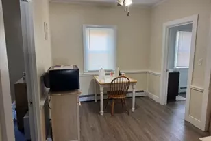 426 Whittenton St, Taunton, MA 02780 - Photo 18