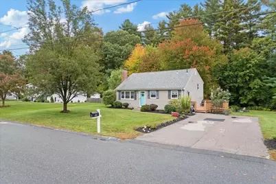 15 Parliament Dr, Franklin, MA 02038 - Photo 2