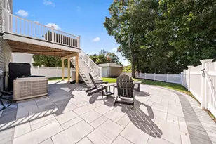 21 Orange St, Woburn, MA 01801 - Photo 30