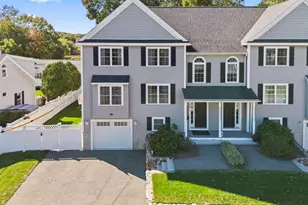 21 Orange St, Woburn, MA 01801 - Photo 2