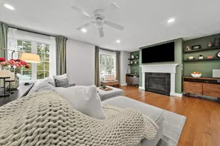 21 Orange St, Woburn, MA 01801 - Photo 6