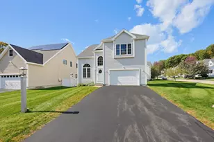 40 Zain Cir, Milford, MA 01757 - Photo 2