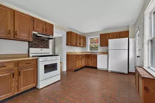 116 Purchase St, Milford, MA 01757 - Photo 4