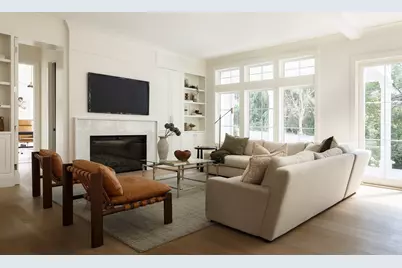 1640 Commonwealth Ave, Newton, MA 02465 - Photo 10