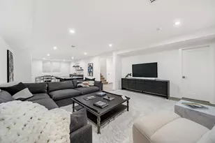 1640 Commonwealth Ave, Newton, MA 02465 - Photo 26