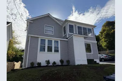 58 Emmett St, Marlborough, MA 01752 - Photo 2
