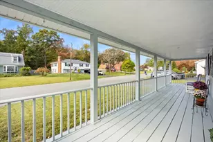 58 Briarwood Dr, Taunton, MA 02780 - Photo 2