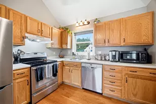 17 Curry Ln, Chicopee, MA 01022 - Photo 12