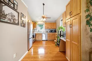 17 Curry Ln, Chicopee, MA 01022 - Photo 10