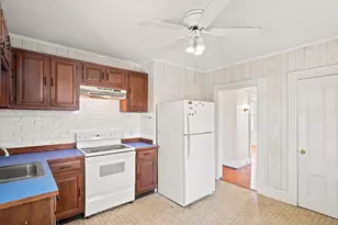 17 Nursery St, Salem, MA 01970 - Photo 20