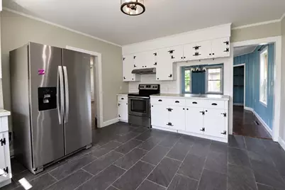 899 S Franklin, Holbrook, MA 02343 - Photo 8