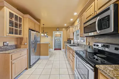 162 Flagg St, Worcester, MA 01609 - Photo 10
