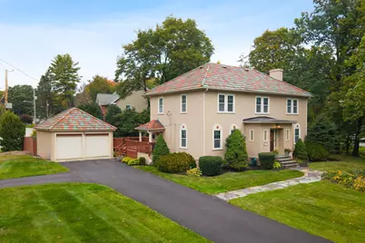 162 Flagg St, Worcester, MA 01609 - Photo 2
