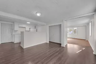 97 Pleasant St, Ware, MA 01082 - Photo 22