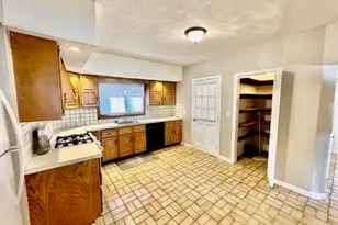 46 Washington Ave, Winthrop, MA 02152 - Photo 6
