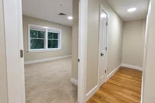 321 Hammond Pond Pkwy, Brookline, MA 02467 - Photo 16