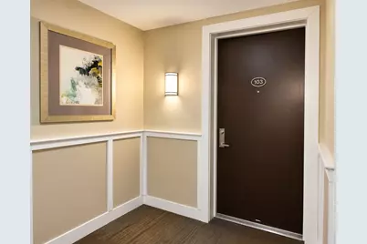321 Hammond Pond Pkwy #103, Brookline, MA 02467 - Photo 6