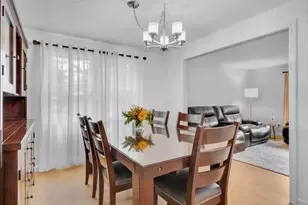 7 Garrison Dr, Plainville, MA 02762 - Photo 6