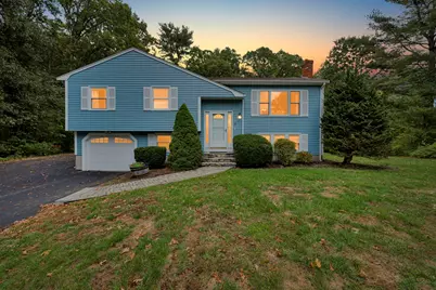 7 Garrison Dr, Plainville, MA 02762 - Photo 1