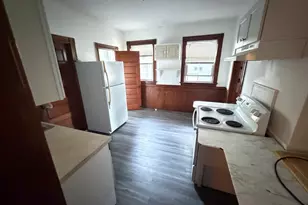 582 Cambridge St, Boston, MA 02134 - Photo 4