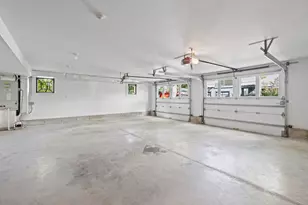 945 Beacon St, Newton, MA 02459 - Photo 38