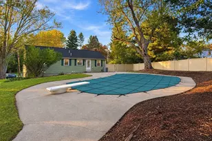 16 Roy Ave, Holliston, MA 01746 - Photo 30