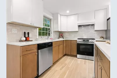 16 Roy Ave, Holliston, MA 01746 - Photo 10