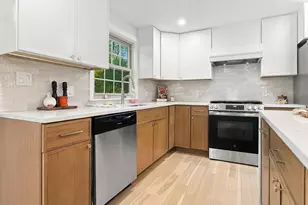16 Roy Ave, Holliston, MA 01746 - Photo 10