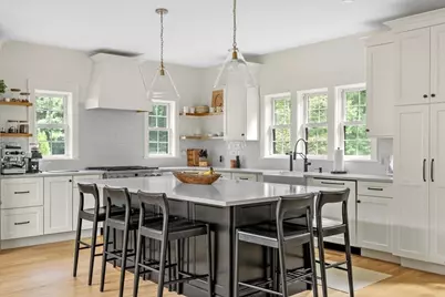 9 Pioneer Rd, Hingham, MA 02043 - Photo 4