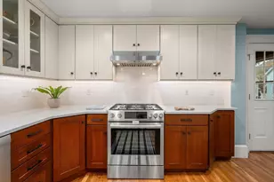 38 Lindenwood, Stoneham, MA 02180 - Photo 8