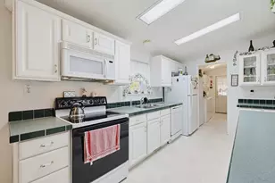 34 Deer Run, Brookfield, MA 01506 - Photo 6