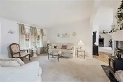 34 Deer Run, Brookfield, MA 01506 - Photo 8
