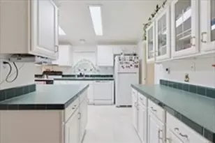 34 Deer Run, Brookfield, MA 01506 - Photo 4